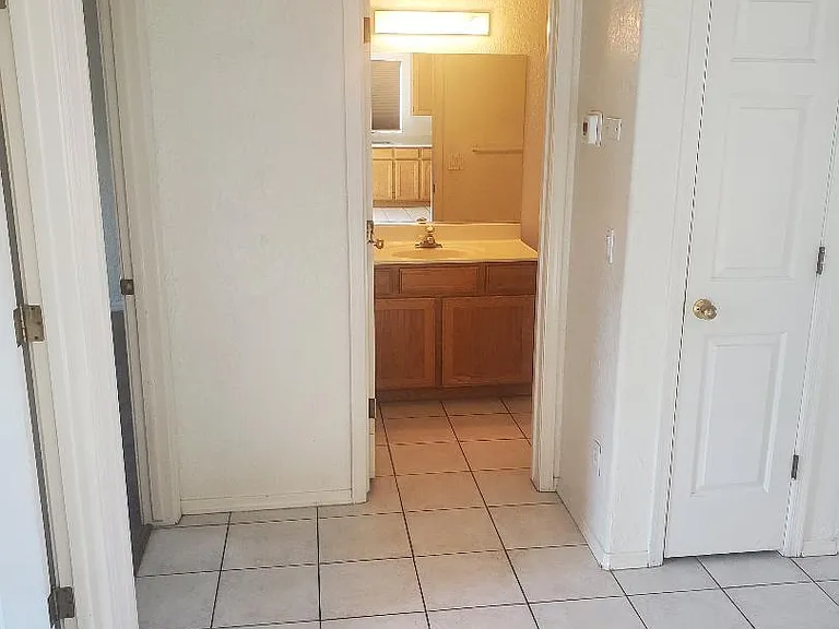3080 Caliente Dr #102 — Photo 8