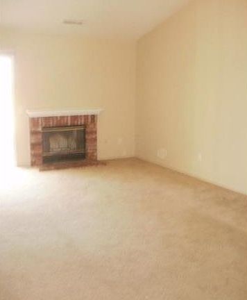 5th image of 1935 Vineyard Ave