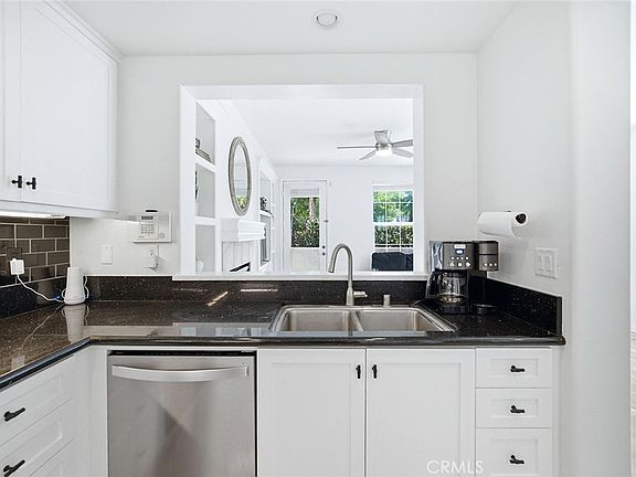 5th image of 23 Aryshire Ln