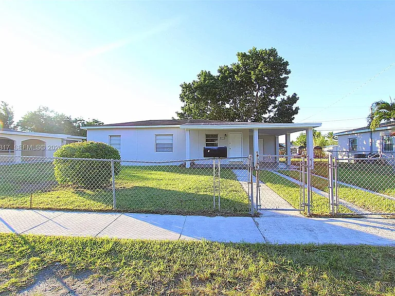 14340 Graves Dr — Photo 16