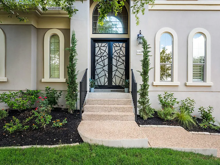 13500 Coleto Creek Trl — Photo 2