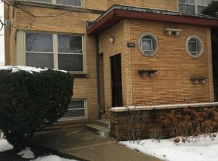 306 S Austin Blvd, Oak Park, IL 60304