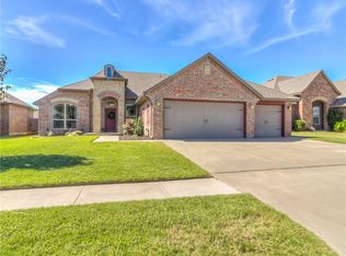 2229 Timber Xing, Yukon, OK 73099