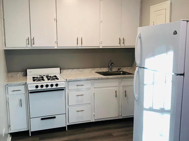 3886 Homewood Rd — Photo 45