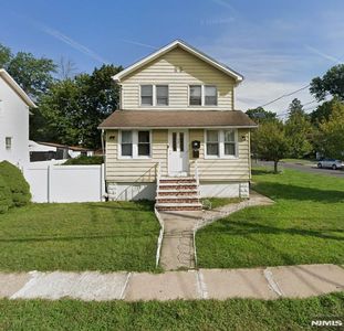 53 E Johnson Ave, Bergenfield, NJ, 07621
