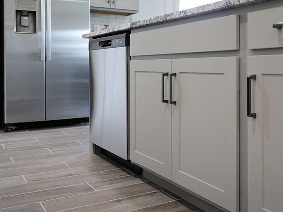 Wales Ranch - Sunflower Interior Image 5