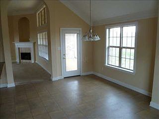 4th image of 7422 Southbranch Pkwy