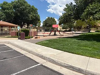 10600 Towne Park Dr NE — Photo 4
