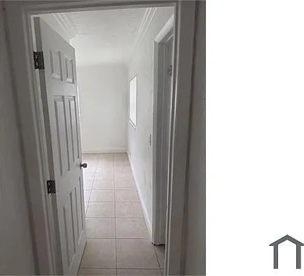 4972 SW 5th Ct — Photo 8