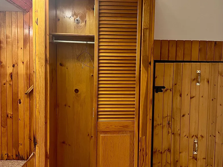 2 Thorncroft Cres — Photo 16