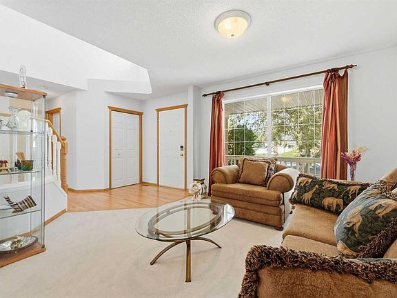 2nd image of 67 N Sienna Heights Way SW