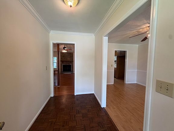 2nd image of 1301 Sand Pine Rd