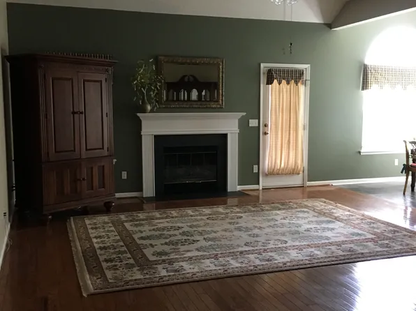 1306 Roma Rd, Hanahan, SC 29410