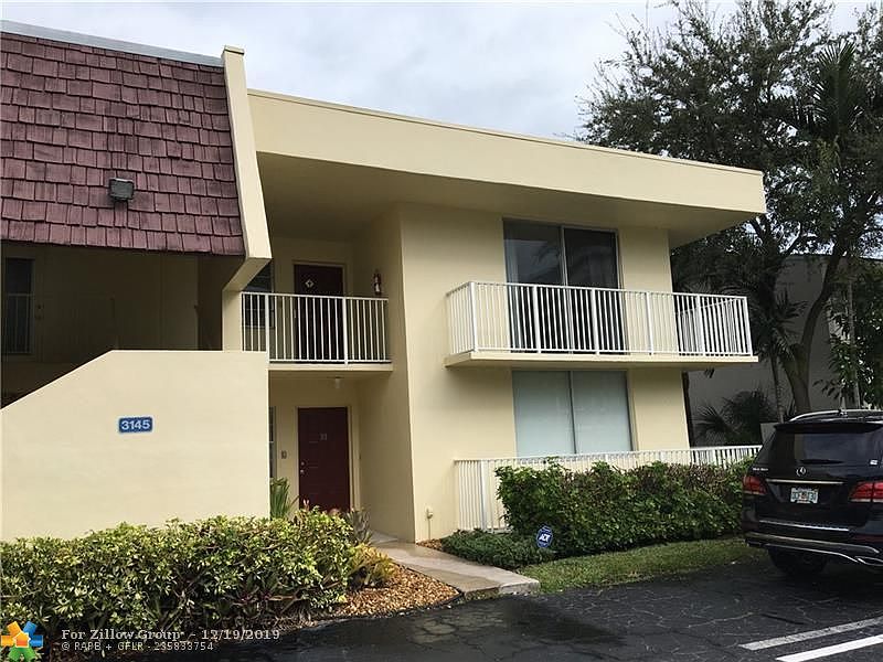 1st image of 3145 N Palm Aire Dr APT 201