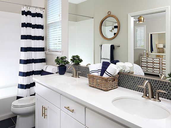 carnation acacia model - bath 2