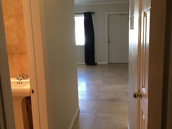 4th image of 1864 NE 46th St APT E6