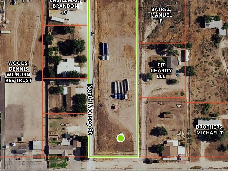 2nd image of 300 E Navajo Dr