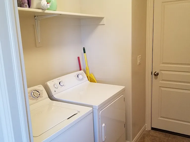 1429 N 2200 W — Photo 13