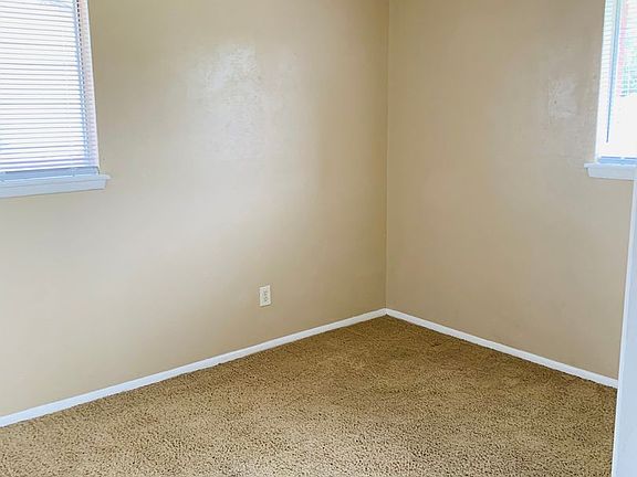 4th image of 5358 NW Columbia Ave