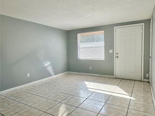 tampa-florida-447599390 picture