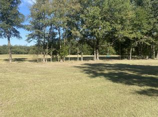 123 County Road 300, Oakwood, TX