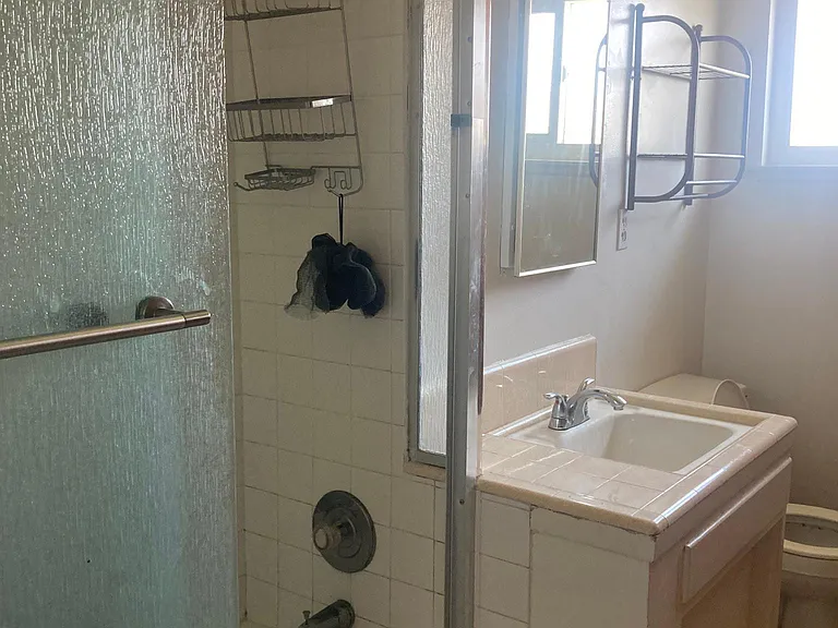 145 E Quincy Ave — Photo 16