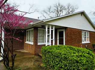 801 N Ohio St, Tuscola, IL 61953