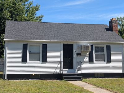 61 Russell St, Springfield, MA, 01104