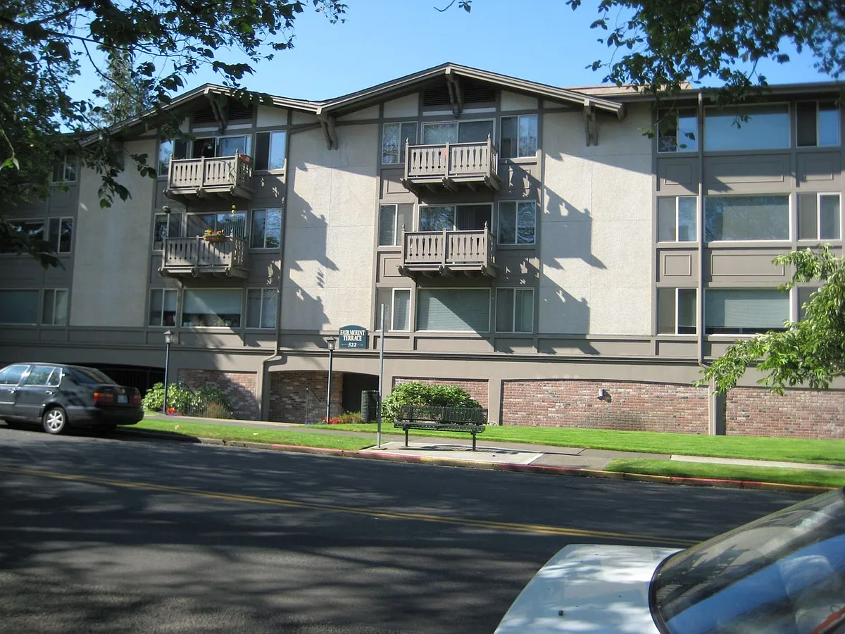 Building Photo - Fairmont Terrace