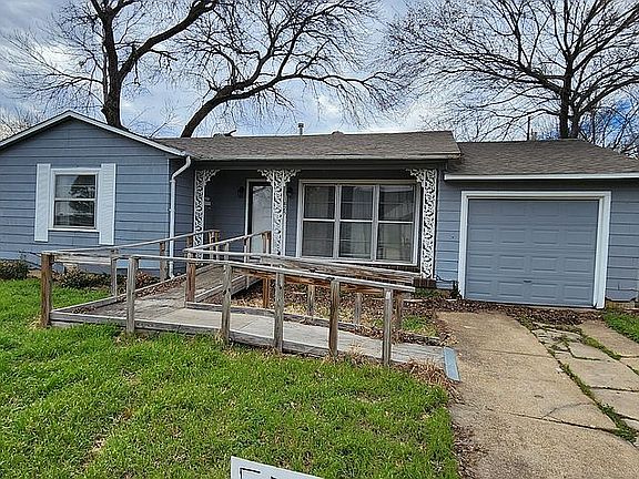 2nd image of 1825 Waldrop St