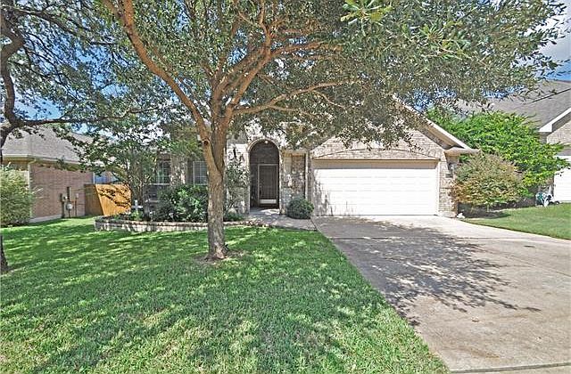 1st image of 3832 Aqua Ln