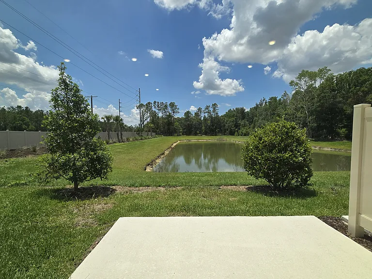 2073 Hallier Cv — Photo 34