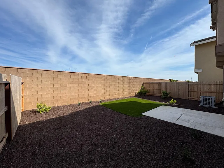 8524 Anker Way — Photo 27