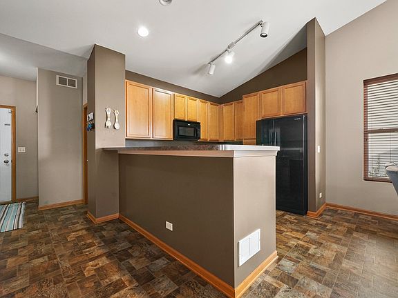 4th image of 1828 Sebastian Dr