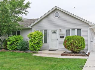 8930 S 55th Ave, Oak Lawn, IL 60453