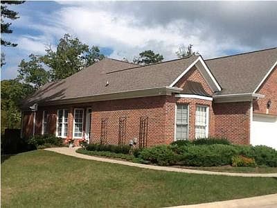 2nd image of 1084 Candlewick Ct