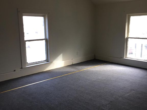 4th image of 1432 Wheeling Ave