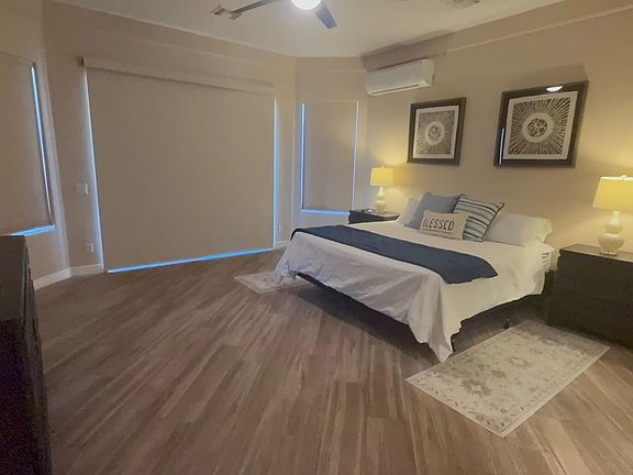 3rd image of 1839 E Troon Dr