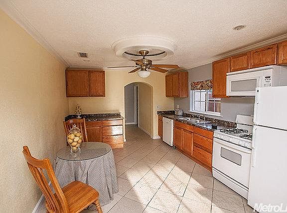 4th image of 340 N Grant Ave