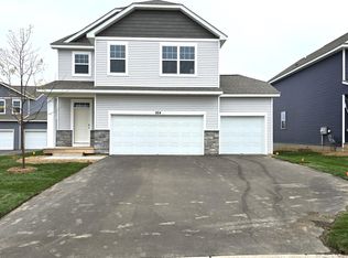 924 Redfield Cir, Delano, MN 55328