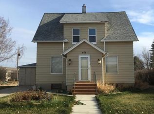408 East St, Grenora, ND 58845