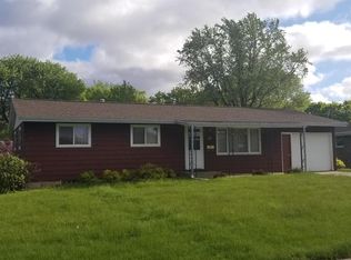 30 Parkview Dr, Eagle Grove, IA 50533