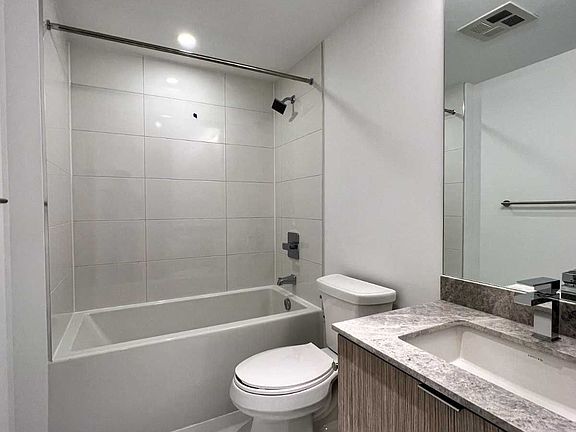 2nd image of 395 Bloor St E #2706