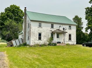 358 Merrit Rd, Fulton, NY 13069