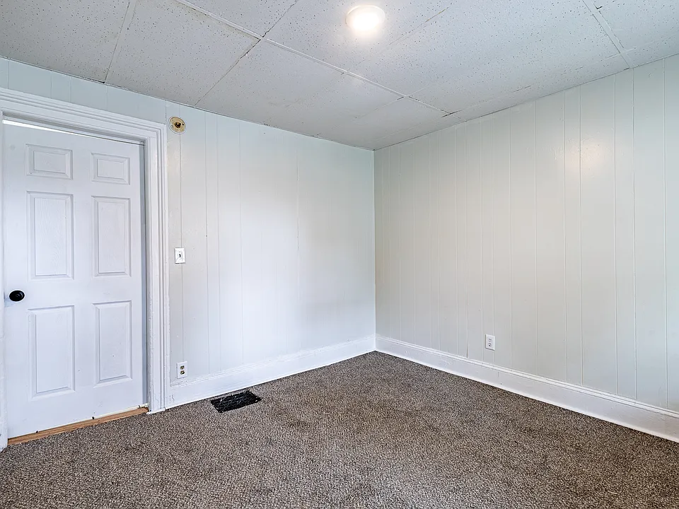 201 Parkway #1