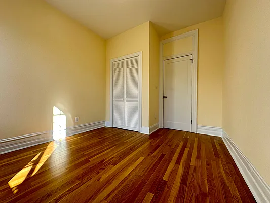 Rented by City Connections Realty | media 18