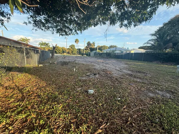 218 SW 5th Avenue, Delray Beach, FL 33444