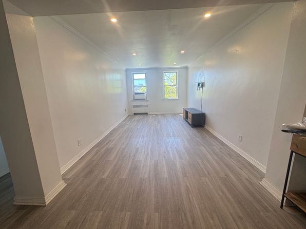 84-35 Lander St #6G