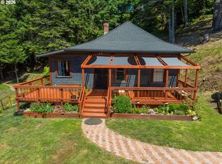 27837 Thimbleberry Rd, Gold Beach, OR 97444