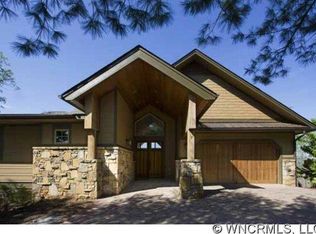 17 Points Bluff Dr, Asheville, NC 28804